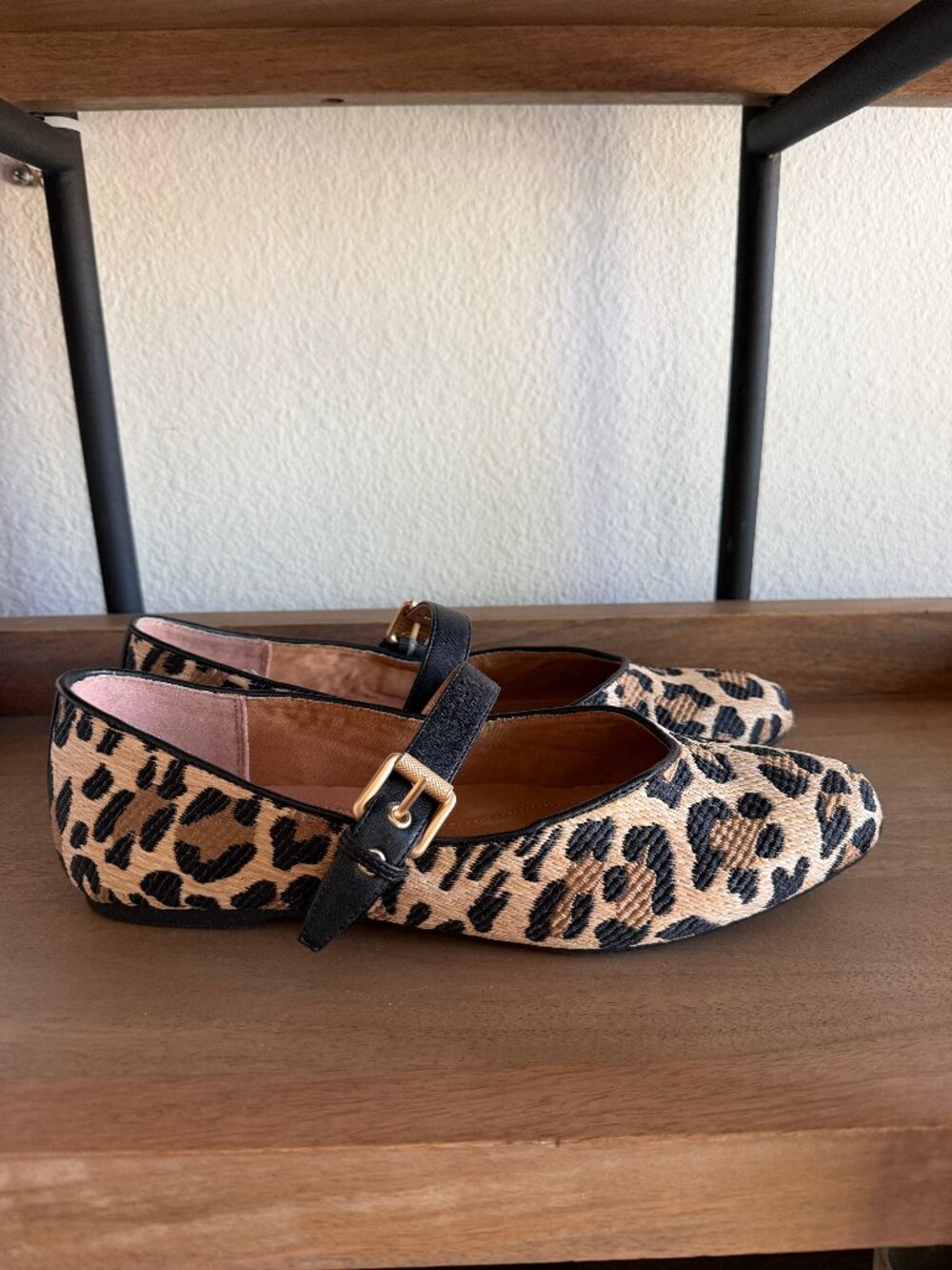 DV by DOLCE VITA Mulaney Mary Jane flats in leopard print NEW 9.5 - Picture 2 of 8